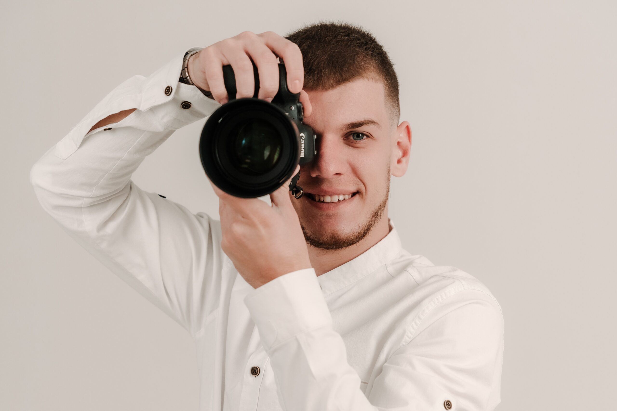 Фотограф Хари Петров работи с агенция за събития в България - Algara Events